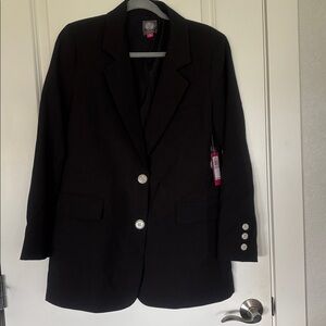NWT Women’s Vince Camuto Blazer.  Size 6. Black